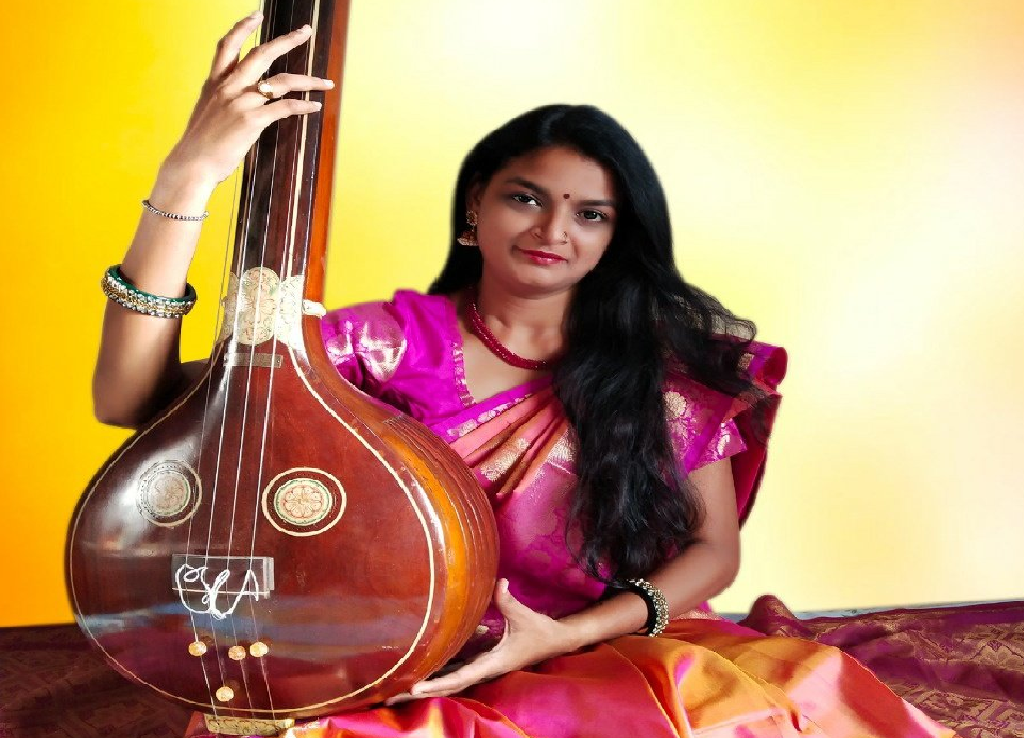 Dr. Harini Parur (Vocal)